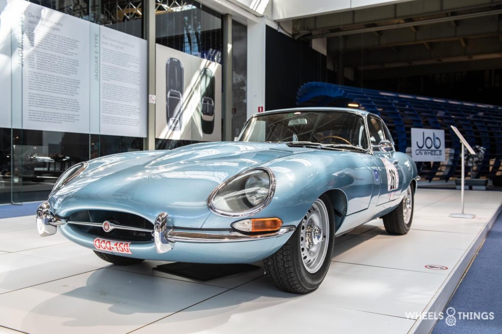 60 jaar Jaguar E-type in Autoworld, mooiste auto ooit ontworpen